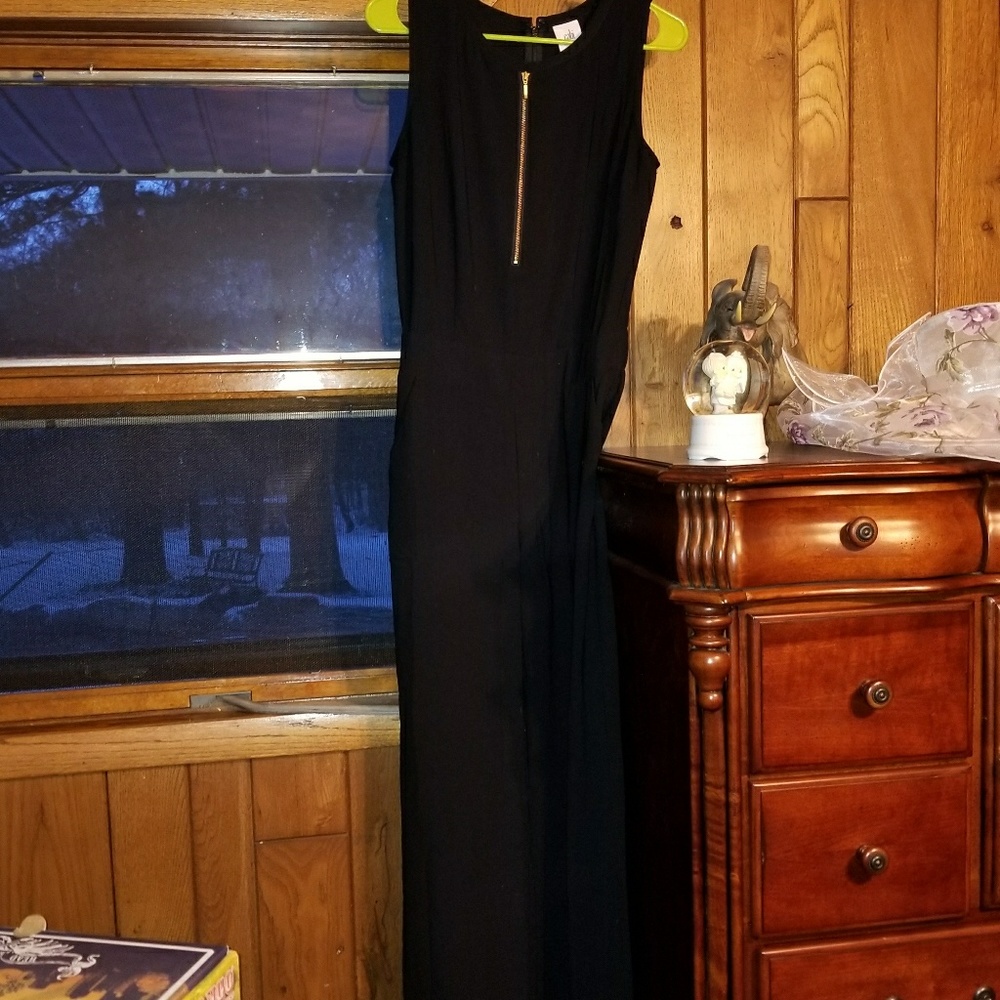 Cabi one piece size 4